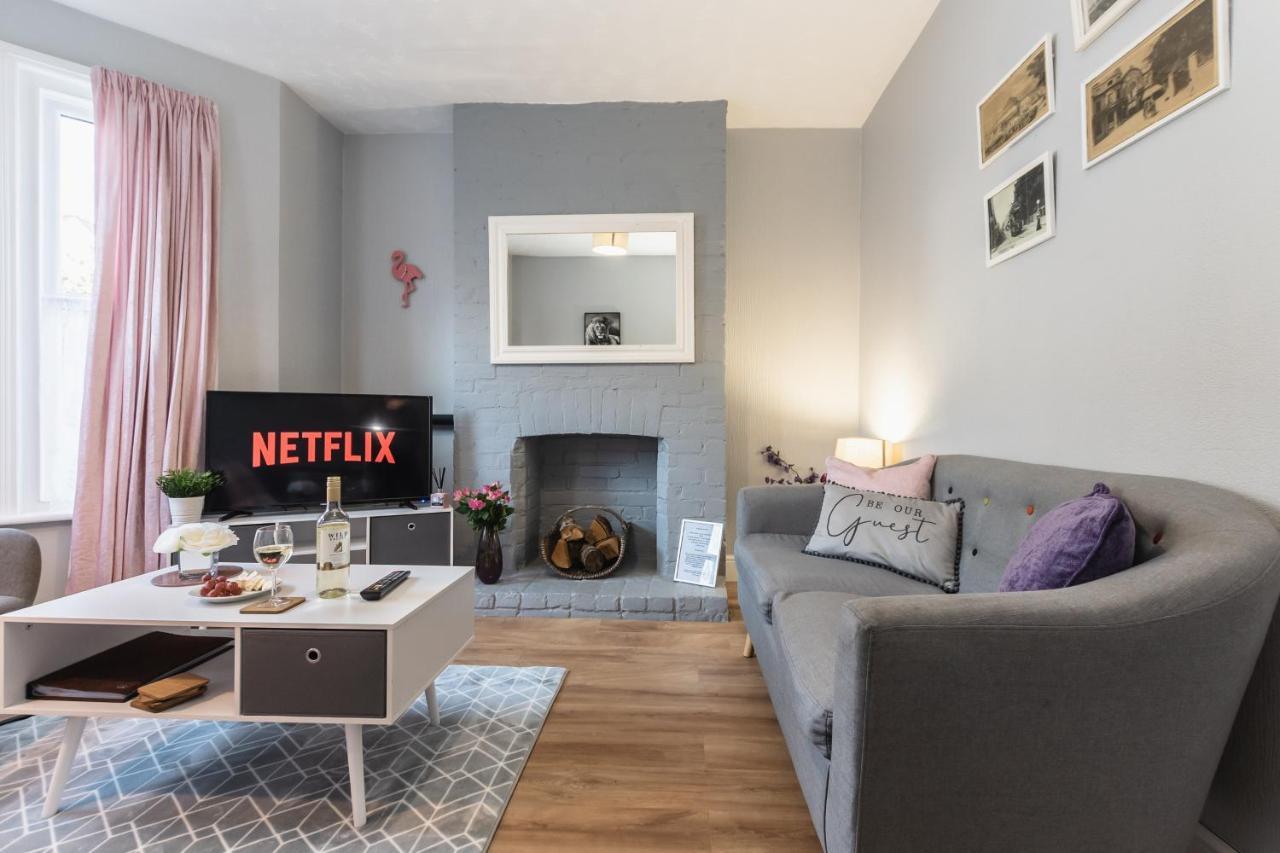3-Bedroom House L Fast Wi-Fi L Garden L Newly Decorated L Close To Shops And Restaurants Bournemouth Eksteriør bilde
